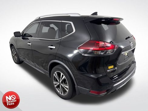 Used 2019 Nissan Rogue SV w/ Premium Package FWD image 6