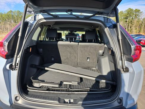 Used 2020 Honda CR-V Touring image 12