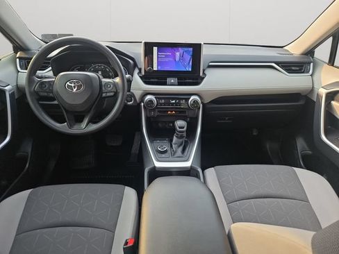 Certified 2025 Toyota RAV4 XLE w/ Convenience Package AWD/4WD image 18