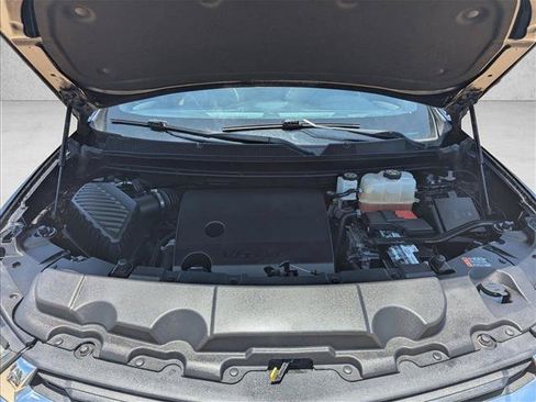 Used 2022 Chevrolet Traverse LS FWD image 22