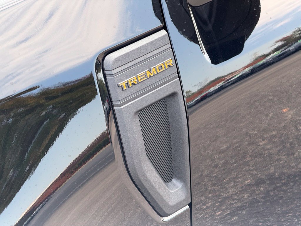 New 2026 Ford Maverick Tremor AWD/4WD image 6