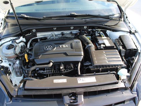 Used 2015 Volkswagen Golf SEL image 35