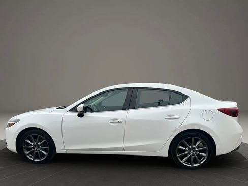 Used 2018 MAZDA MAZDA3 Grand Touring w/ Premium Equipment Package image 8