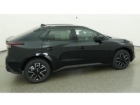 New 2026 Toyota bZ FWD image 10