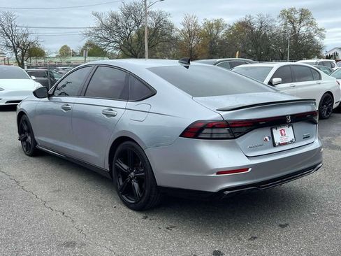 Used 2023 Honda Accord Sport image 8