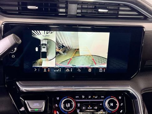 Used 2025 GMC Sierra 3500 Denali image 20