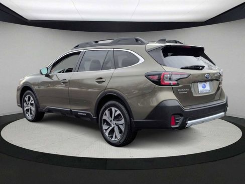 Certified 2022 Subaru Outback Limited image 6