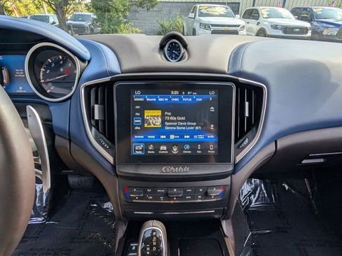 Used 2018 Maserati Ghibli S Q4 image 17