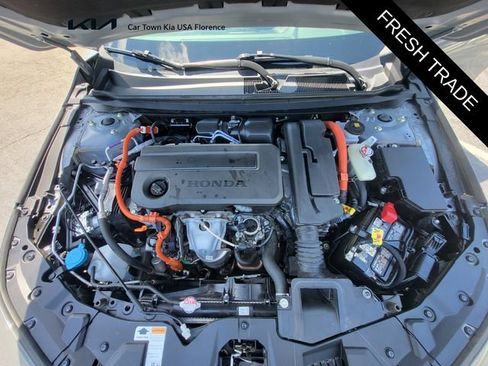 Used 2024 Honda Accord EX-L image 9
