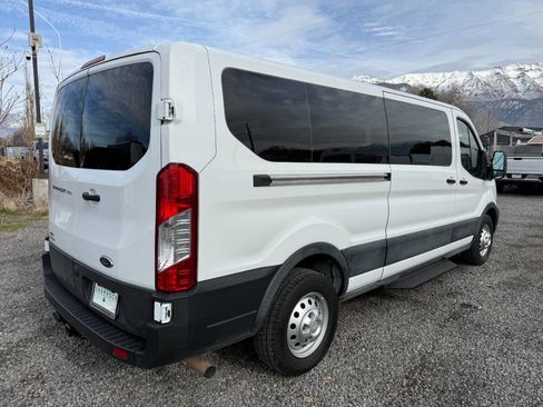 Used 2023 Ford Transit 350 XL image 3