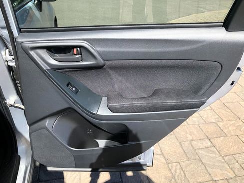 Used 2015 Subaru Forester 2.5i Premium w/ All-Weather Package image 27