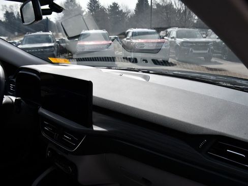 Used 2023 Ford Escape Platinum w/ Premium Technology Package image 15