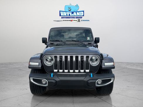 Used 2023 Jeep Wrangler Unlimited Sahara w/ Cold Weather Group image 34
