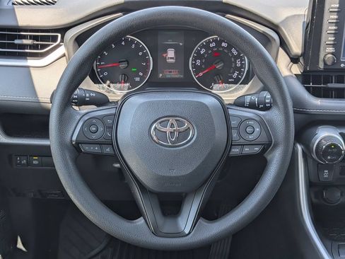 Used 2021 Toyota RAV4 XLE FWD image 20