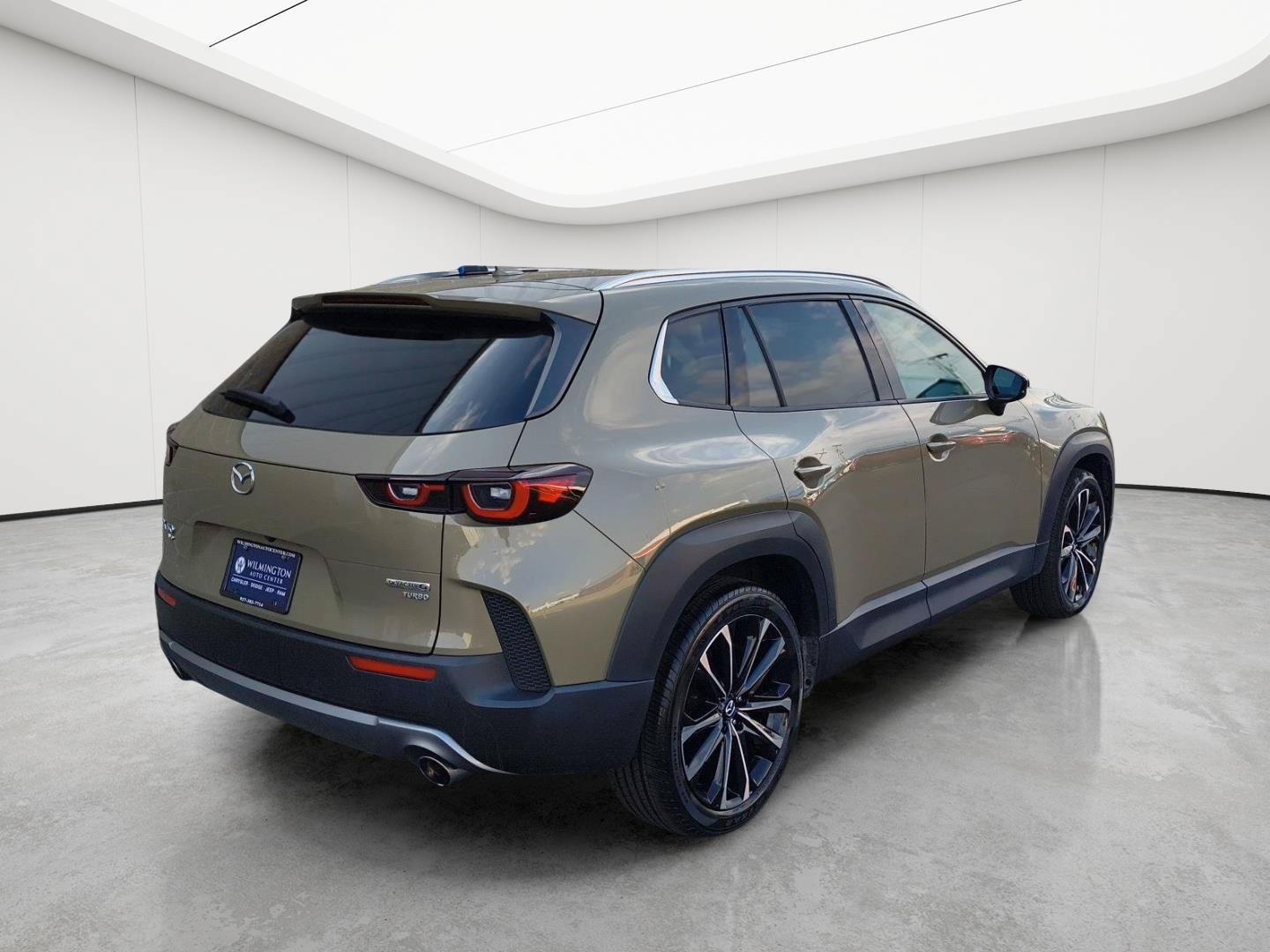 Used 2024 MAZDA CX-50 AWD 2.5 Turbo w/ Premium Pkg image 3