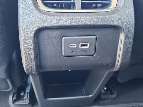 Used 2019 Chevrolet Blazer LT image 17