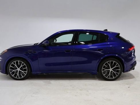 Used 2024 Maserati Grecale Trofeo AWD/4WD image 5