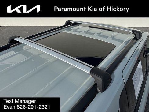 Used 2025 Kia Carnival SX Prestige image 41