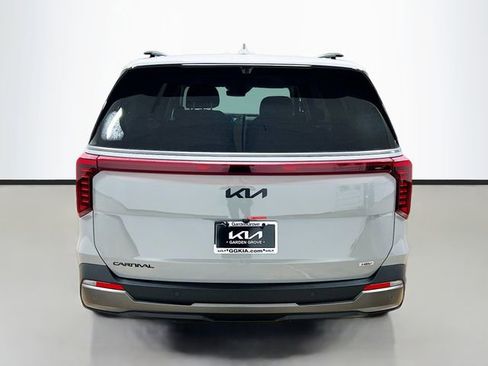 New 2026 Kia Carnival SX Prestige image 6