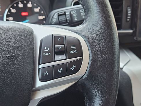 Used 2021 Ford Explorer XLT w/ Equipment Group 202A image 27