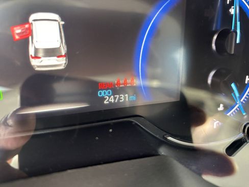 Used 2025 Toyota RAV4 LE image 38