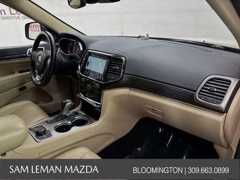 Used 2020 Jeep Grand Cherokee Limited w/ Luxury Group II image 30