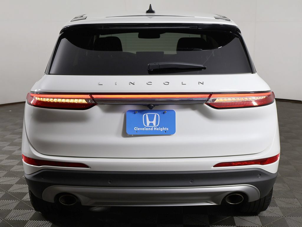 Used 2024 Lincoln Corsair AWD image 11