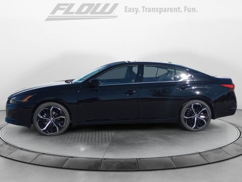 New 2025 Nissan Altima 2.5 SR w/ SR Premium Package image 4