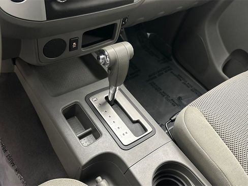 Used 2019 Nissan Frontier SV image 14