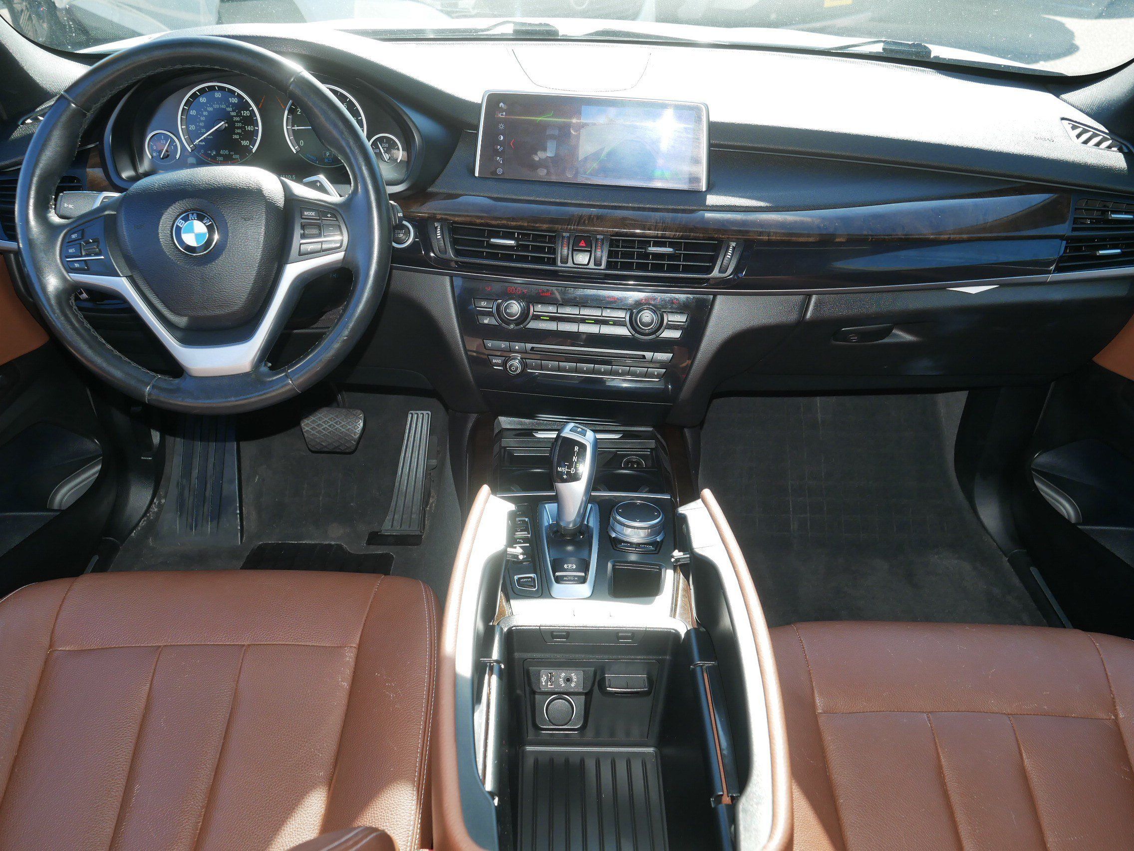 Used 2018 BMW X5 xDrive40e AWD/4WD image 10