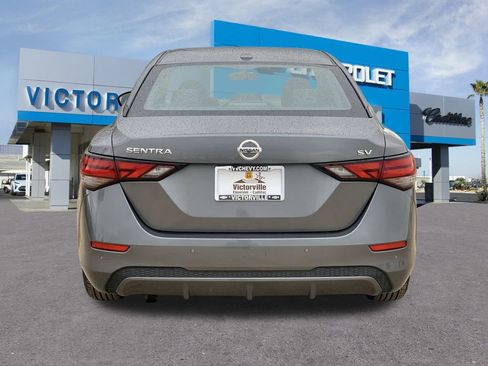 Used 2022 Nissan Sentra SV image 5