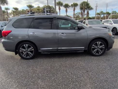 Used 2017 Nissan Pathfinder Platinum w/ Family Entertainment Package image 9
