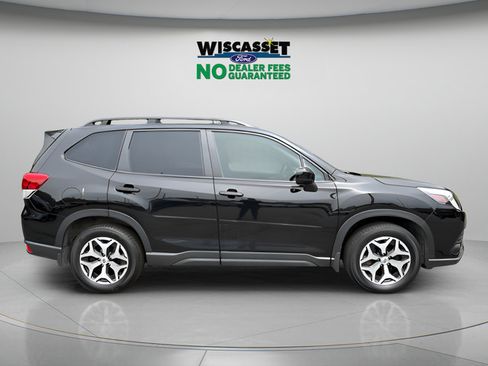 Used 2024 Subaru Forester Premium AWD/4WD image 22