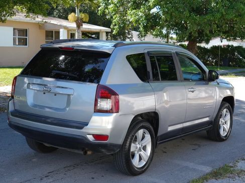 Used 2015 Jeep Compass Sport w/ Power Value Group AWD/4WD image 5