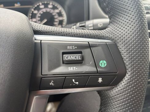 New 2026 Mitsubishi Outlander SE image 16