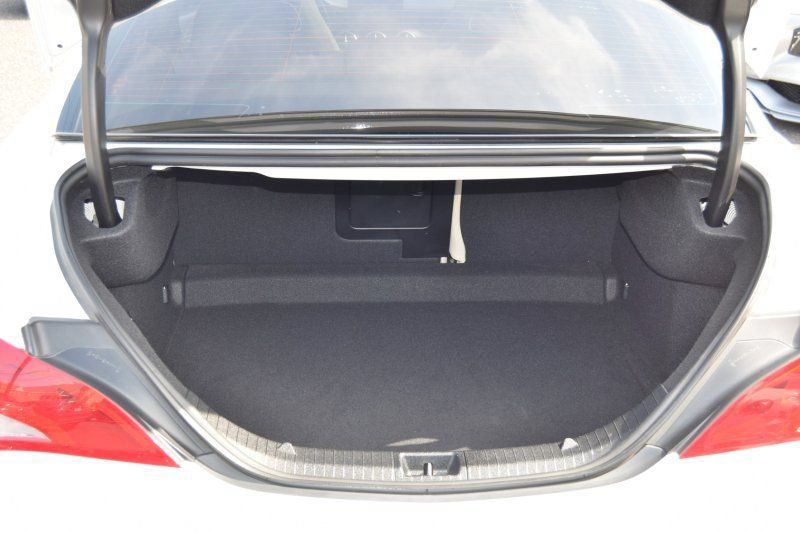 Used 2019 Mercedes-Benz CLA 250 4MATIC w/ Premium Package image 10