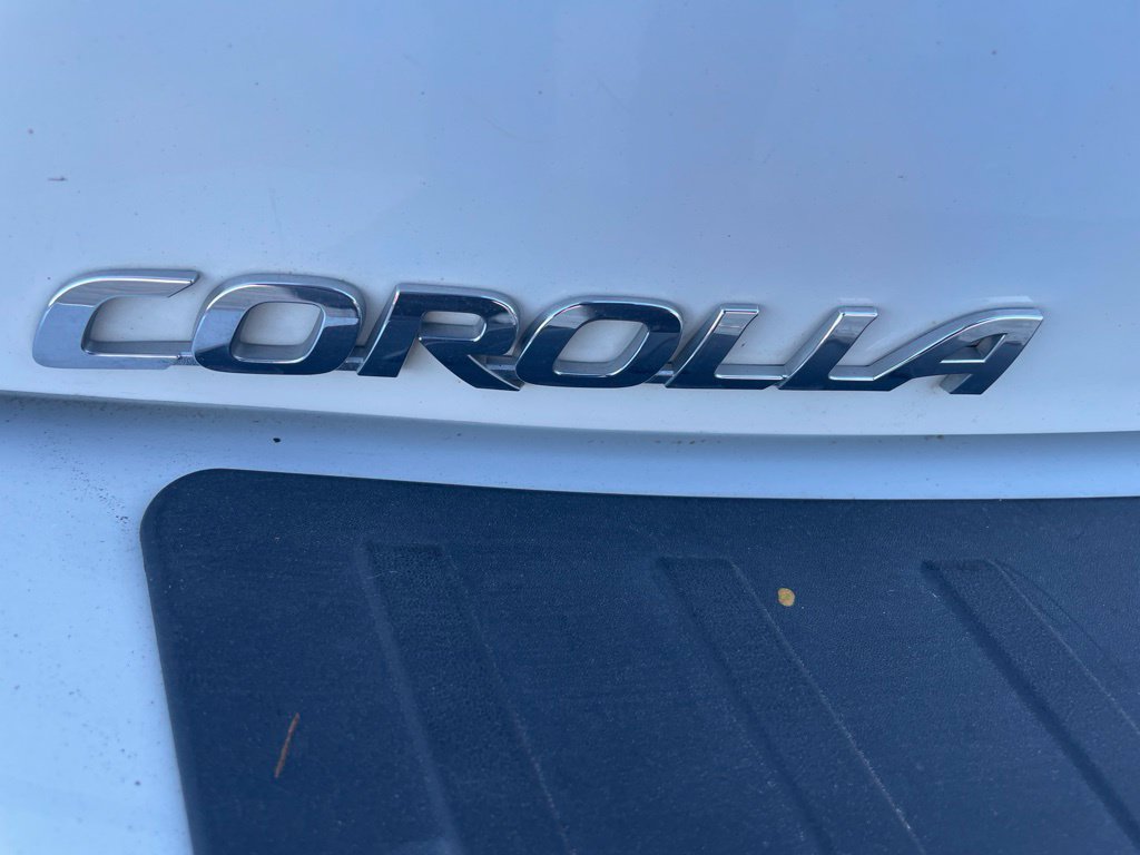 Used 2023 Toyota Corolla SE FWD image 8