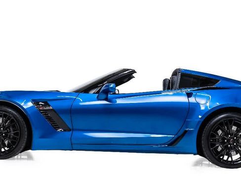 Used 2016 Chevrolet Corvette Z06 w/ 3LZ Preferred Equipment Group image 6