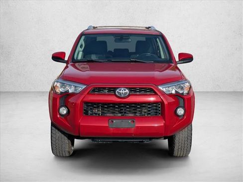 Used 2017 Toyota 4Runner SR5 image 2