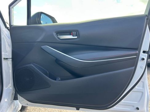 Used 2024 Toyota Corolla SE w/ SE Premium Package image 25