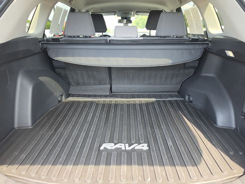 Certified 2024 Toyota RAV4 XLE FWD image 11