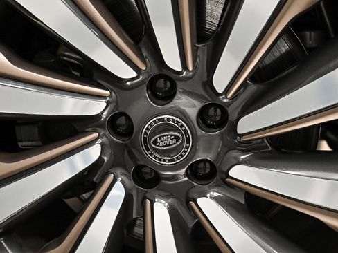 Used 2023 Land Rover Range Rover LWB SV Autobiography image 86