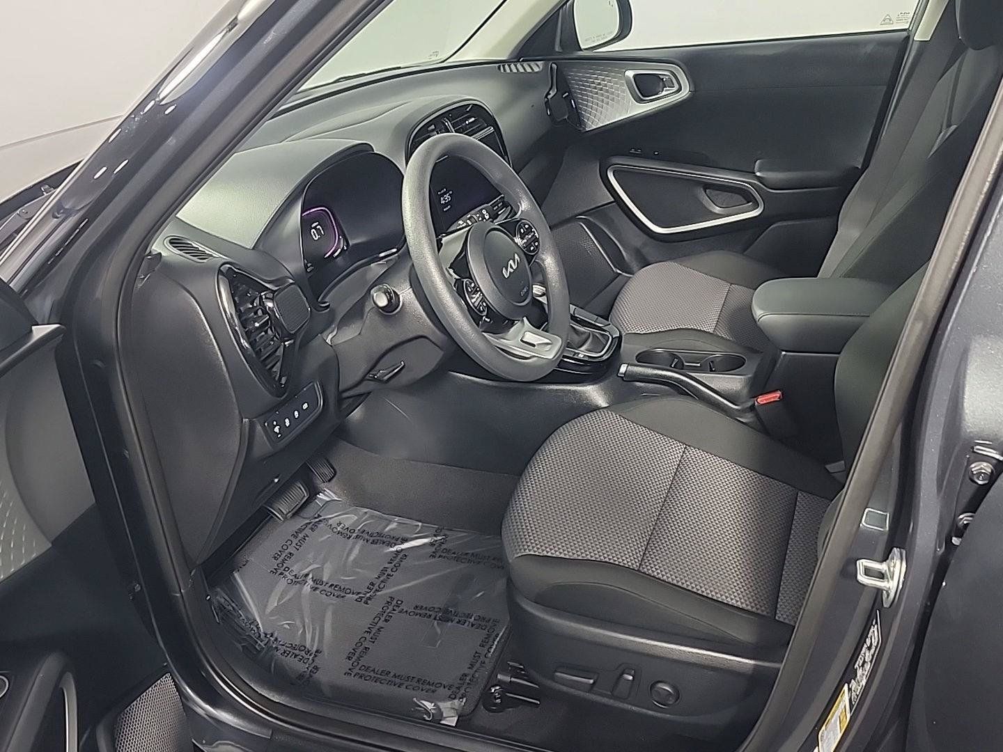 Certified 2024 Kia Soul S FWD image 18