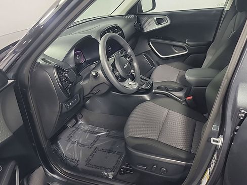 Certified 2024 Kia Soul S FWD image 18