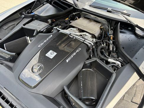 Used 2018 Mercedes-Benz AMG GT R image 47