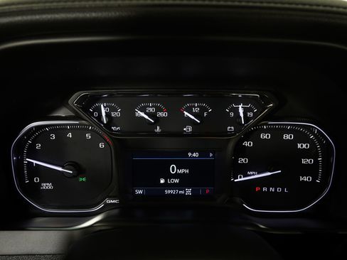 Used 2021 GMC Sierra 1500 AT4 image 17