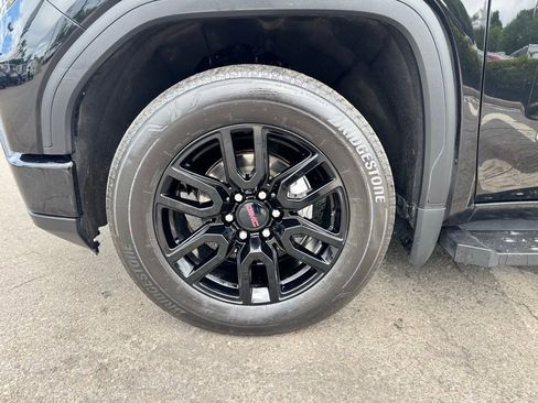 Used 2023 GMC Sierra 1500 Elevation AWD/4WD image 3