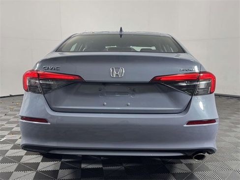 Used 2023 Honda Civic Sport image 9