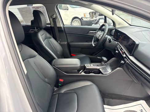 Used 2026 Kia Sportage EX image 30