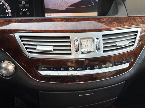 Used 2013 Mercedes-Benz S 550 image 26